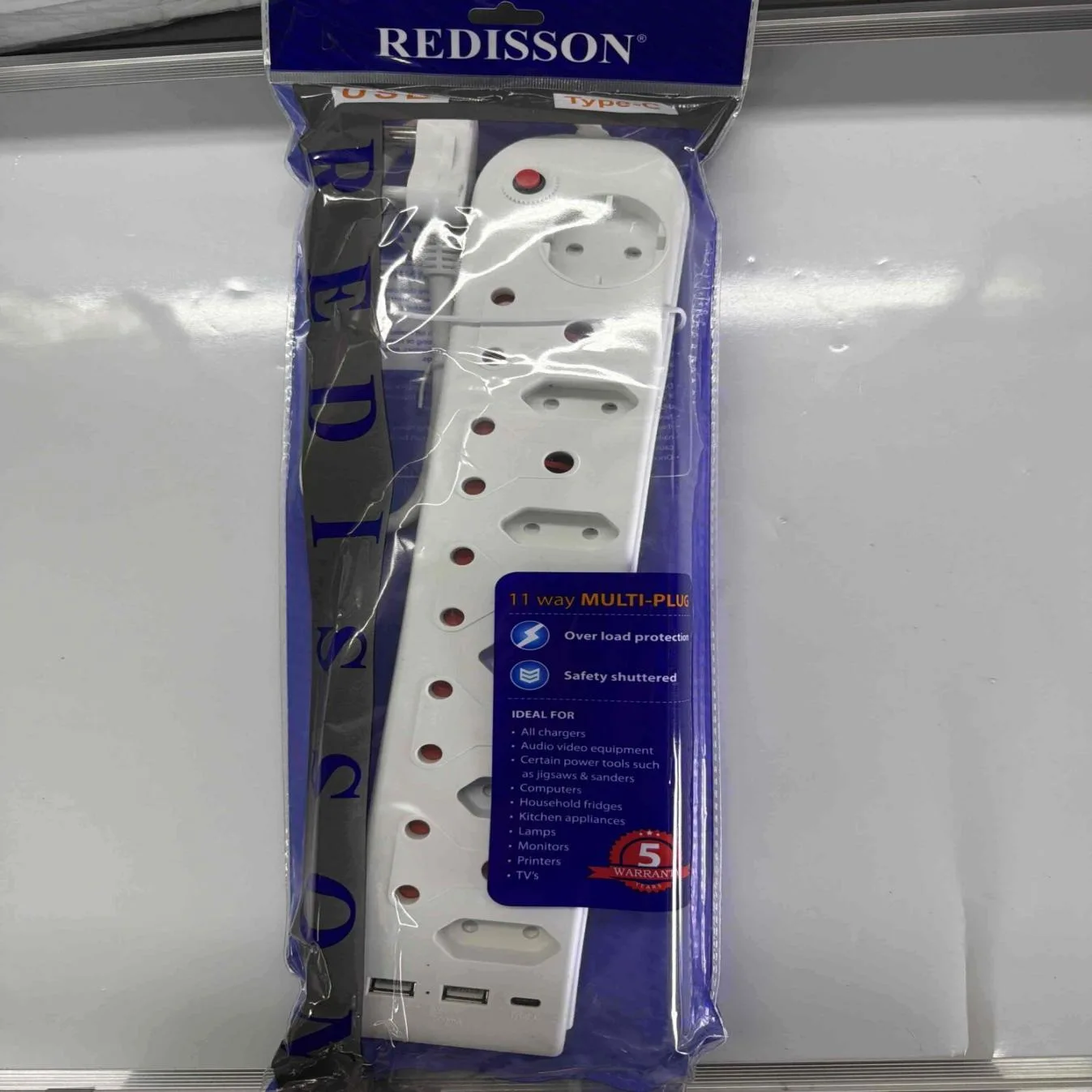REDISSON Multi-Plug Adapter REDM-11AUSB — product image