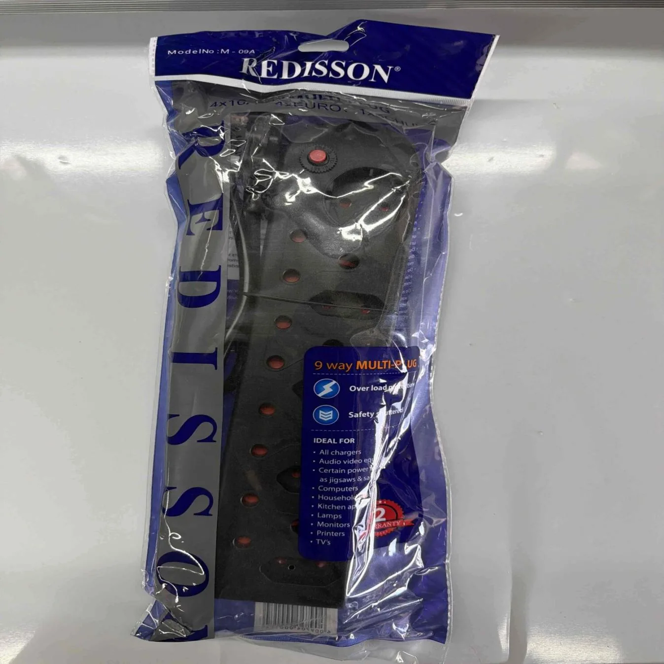 REDISSON Multi-Plug Adapter REDM-09ABLACK — product image