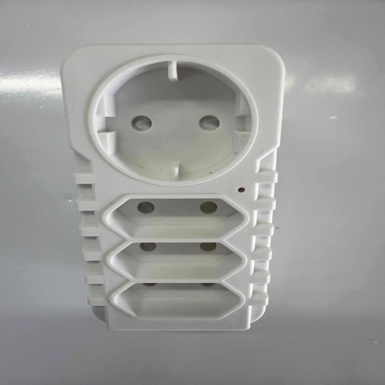 Multi-Plug Adapter R-38 — product image