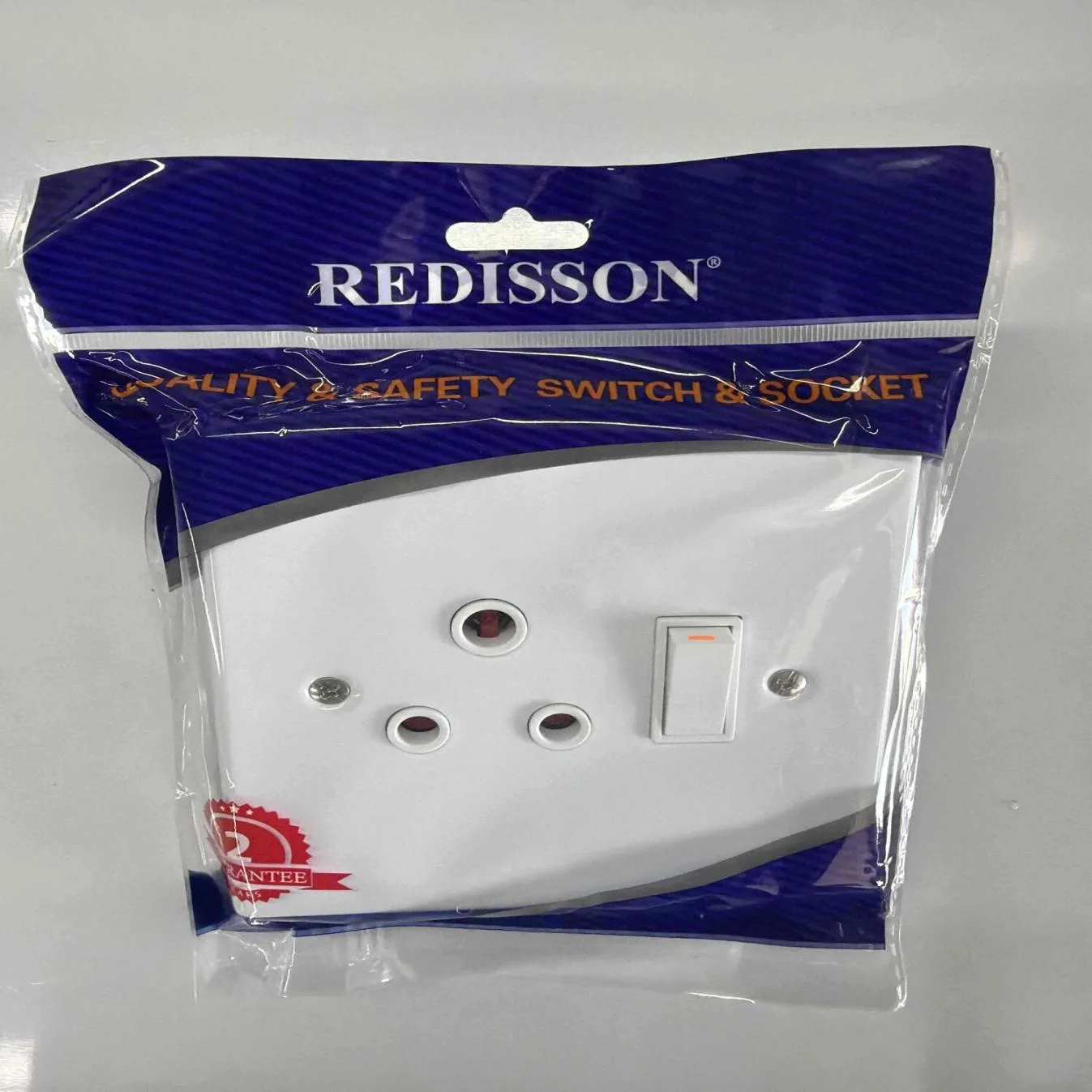 REDISSON Switched Socket Plate REDAMS02S — product image