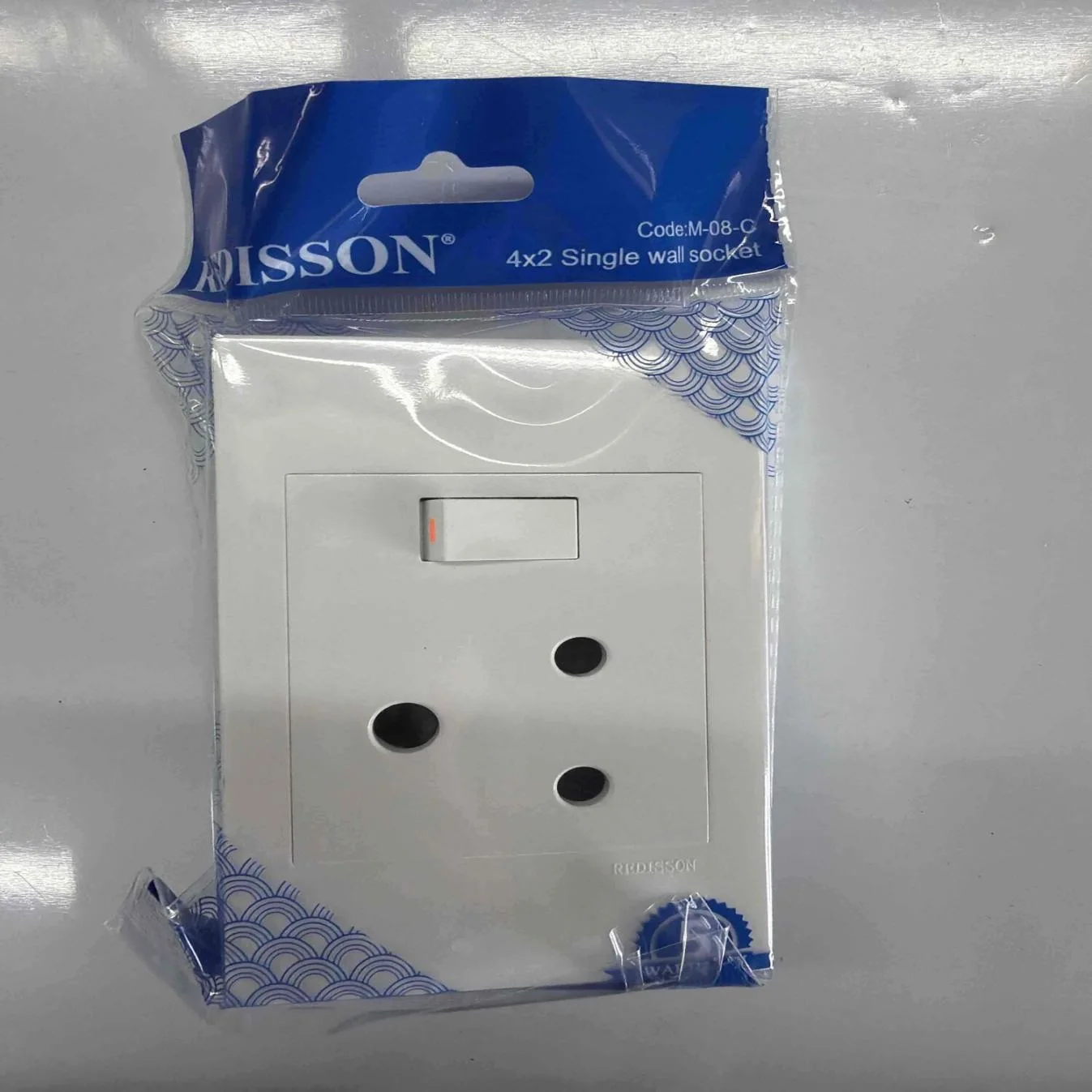 REDISSON Switched Socket Plate REDM08-C — product image