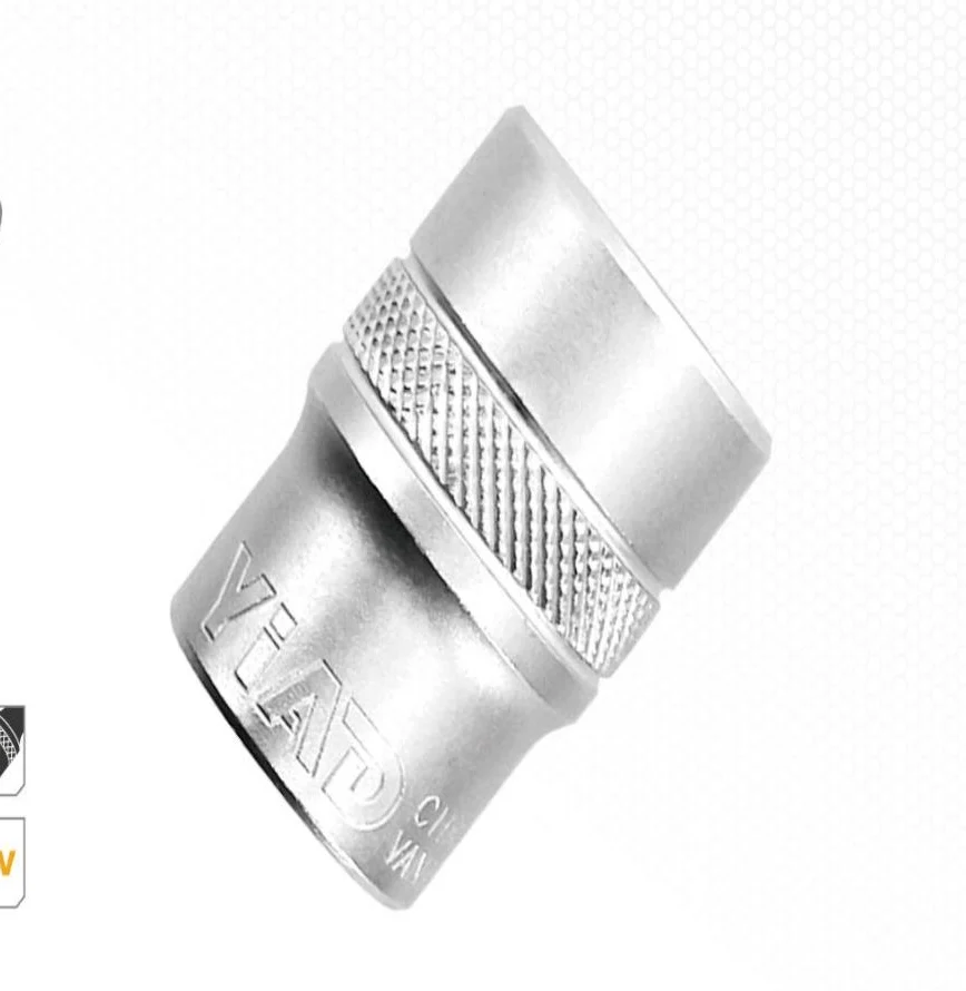 YIAD 18 mm Socket - 1/2 inch Drive — product image